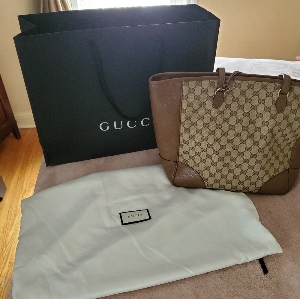 Gucci Bree Large tote.